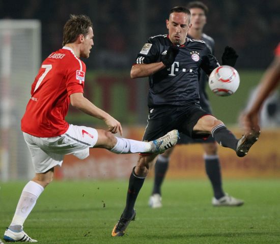 莱奥在三场 莱奥在三场